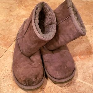 💥Grey UGGS sz 3